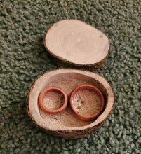 Load image into Gallery viewer, Rustic Wooden Ring Box