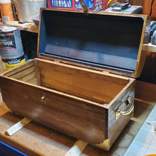 Load image into Gallery viewer, Keepsake/ Treasure Box
