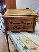 Load image into Gallery viewer, Recipe Box 6x8x6
