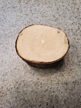 Load image into Gallery viewer, Rustic Wooden Ring Box
